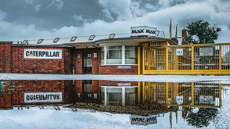 Werkseinfahrt CATERPILLAR