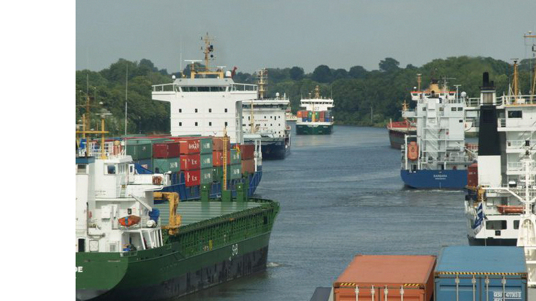 Schiffe auf dem Wasser