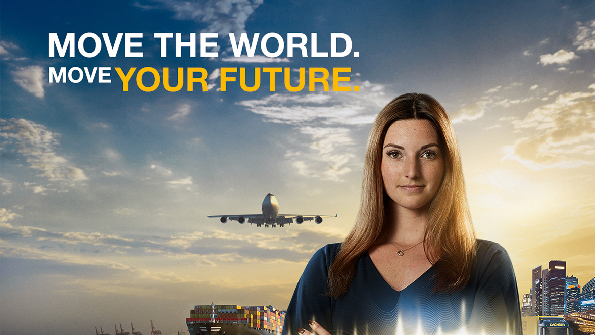 Junger Mensch vor einem Hintergrund mit Containerschiff, Flugzeug und LKW, Bildaufschrift: Move the world. Move your future.