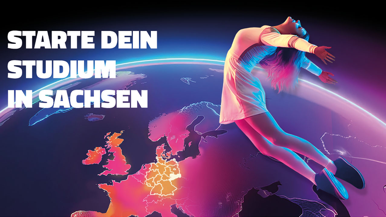 Grafische Darstellung einer fliegenden Person. Im Hintergrund ist die Erde in einem blau-, pink- und orangeton zu sehen. Davor der Slogan "STARTE DEIN STUDIUM IN SACHSEN" in weiß.