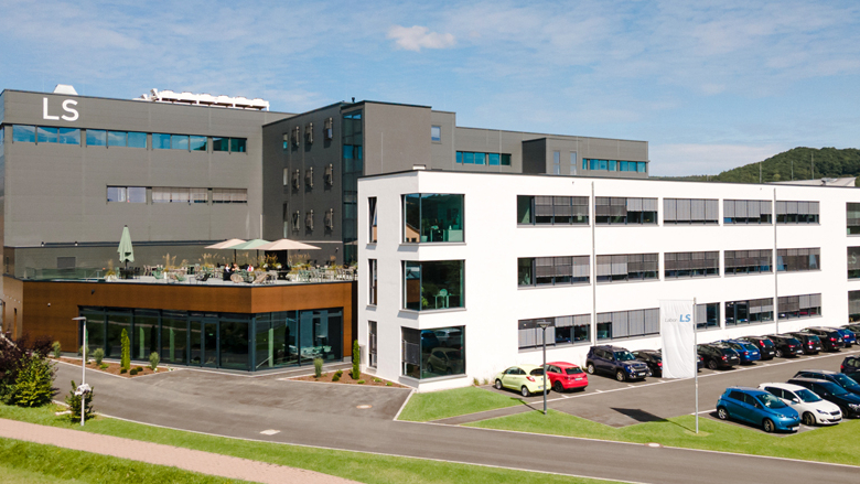 Aussenansicht des Labor LS SE & Co. KG Gebäudes