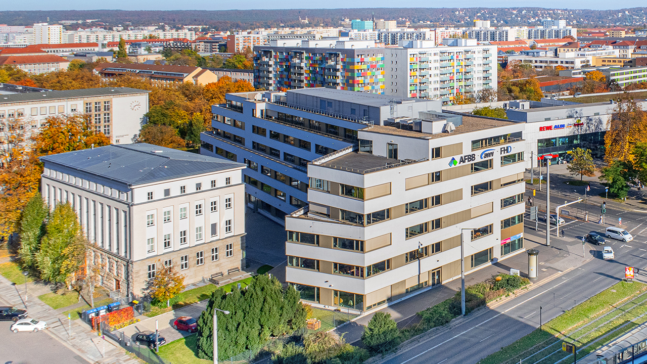 Aufnahme des AFBB-Campus Dresden aus der Vogelperspektive