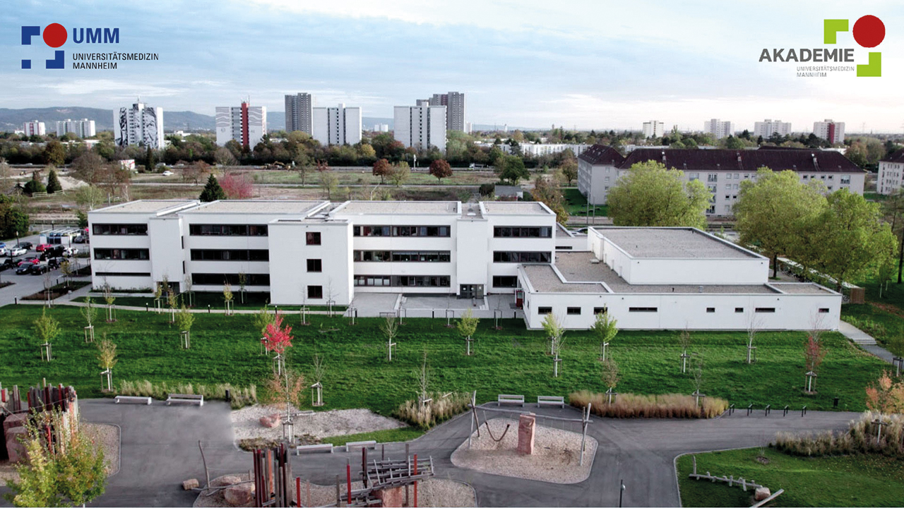 Außenaufnahme aus Vogelperspektive des Universitätsklinikum Mannheim