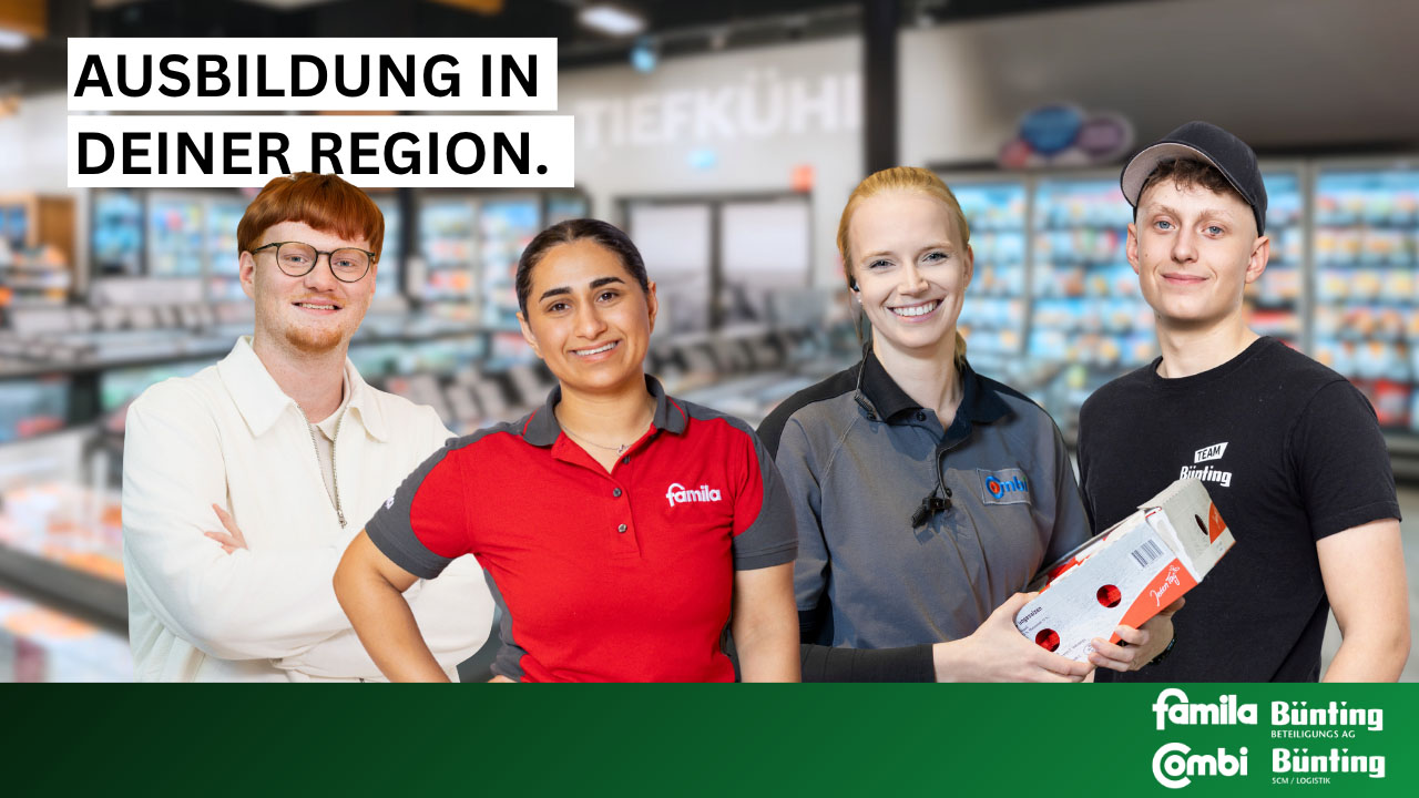 Junge Menschen im Supermarkt.