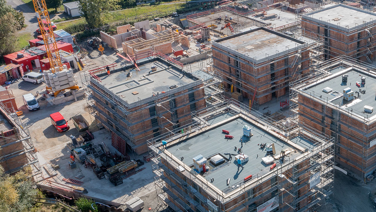 Baustelle mit Häusern von oben