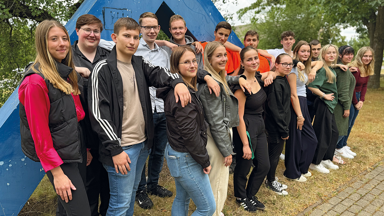 Gruppenbild junger Menschen