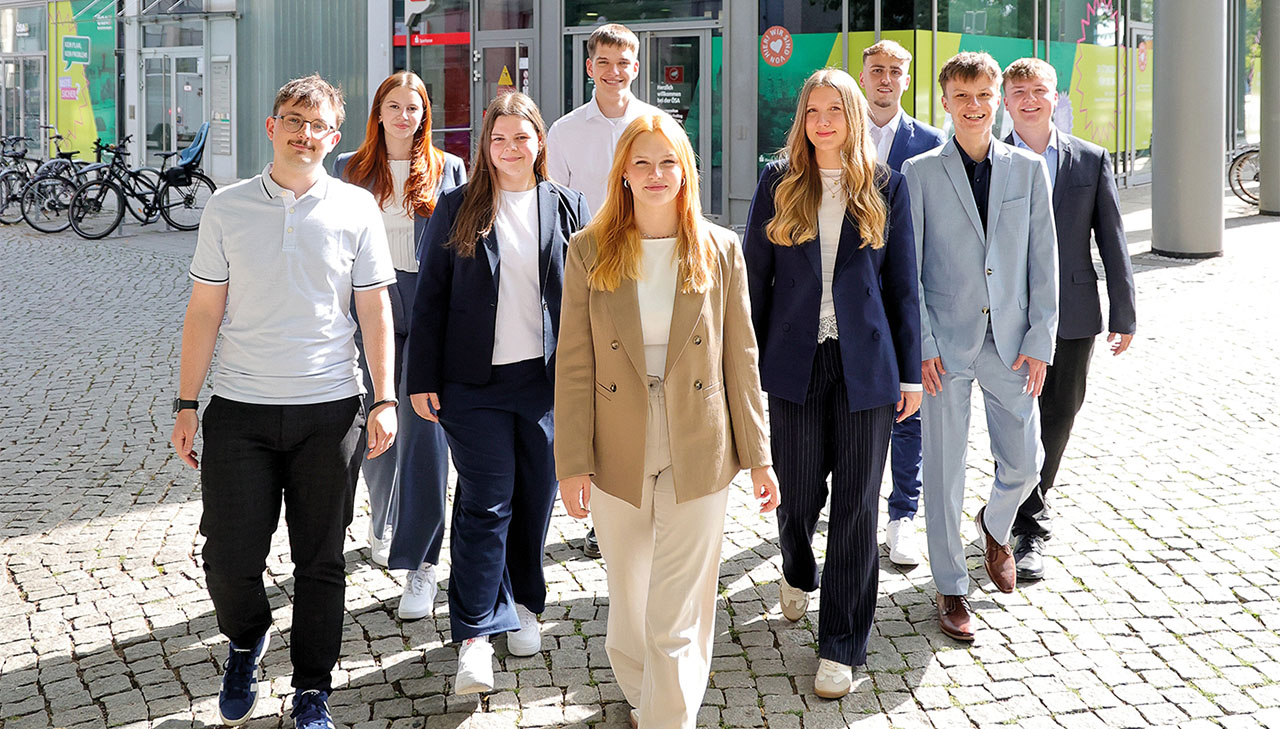Gruppenfoto der neuen Azubis