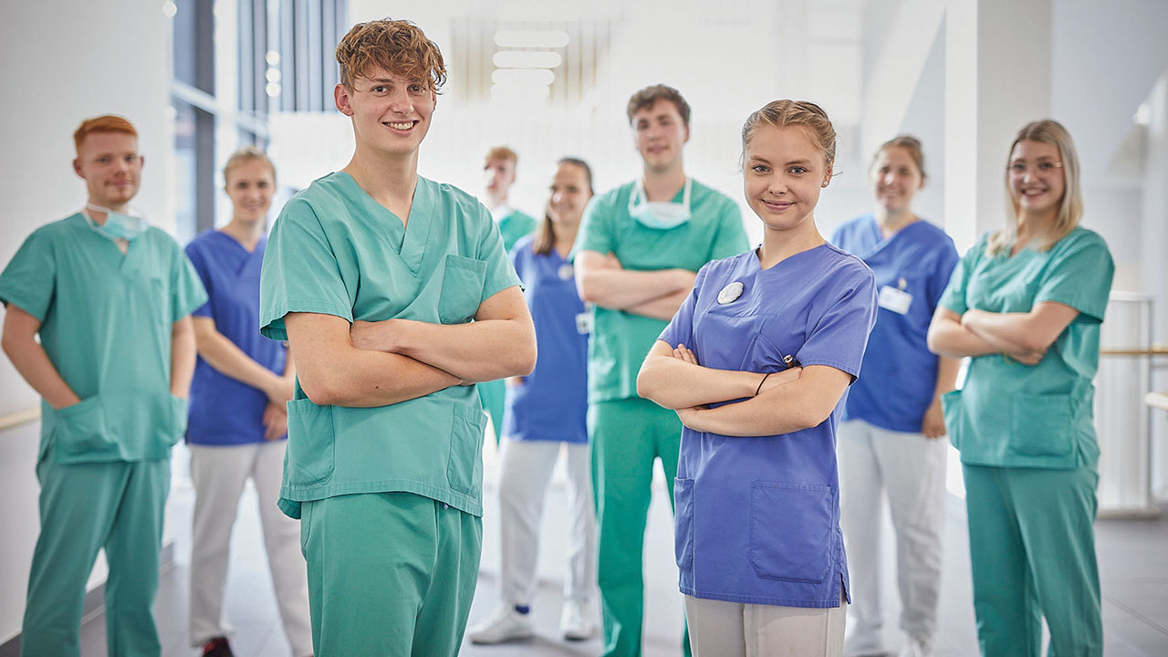 Gruppe von medizinischen Fachkräften.
