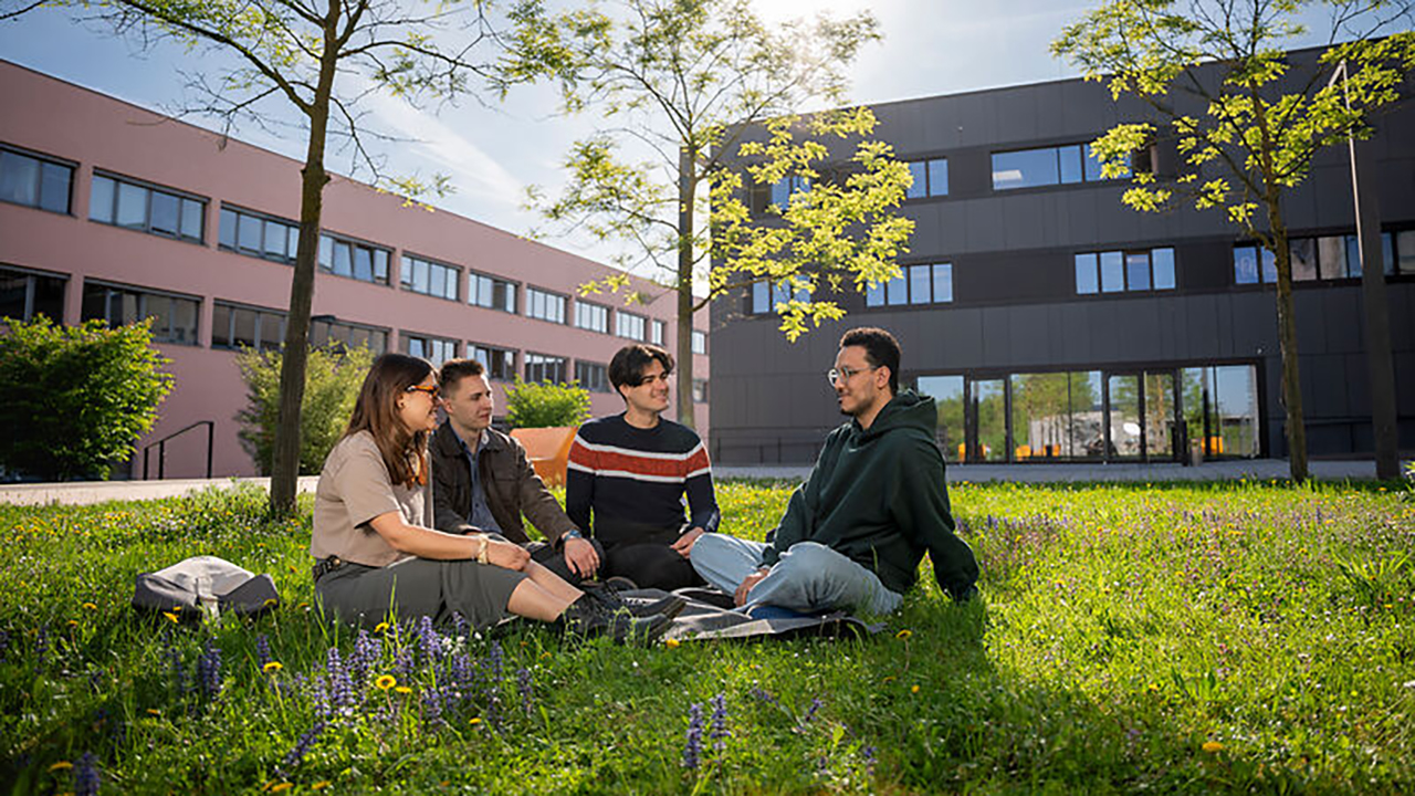 Das Gebäude der Technischen Hochschule Deggendorf