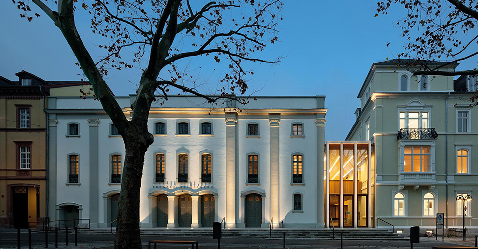 Gebäudeansicht Theater Heidelberg