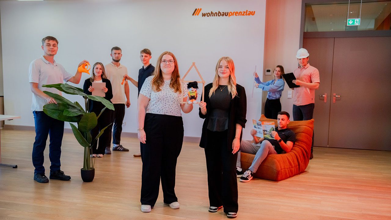 Junge Menschen zeigen verschiedene Tätigkeiten