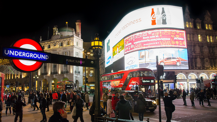 Ohne Schilder und Lichtreklame kaum vorstellbar: der Piccadilly Circus in London. © ClickerHappy via Pixabay