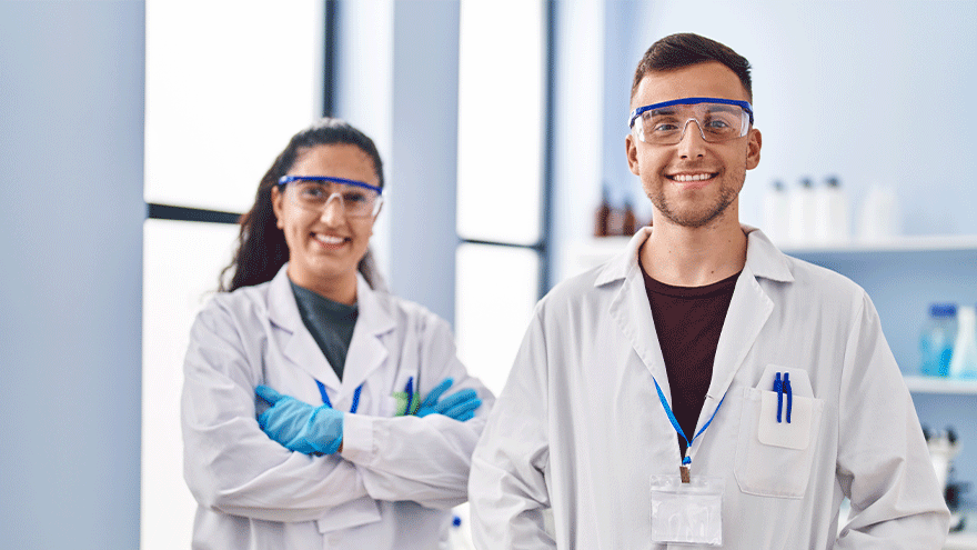 Medizinische Technolog*innen (Symbolbild). © krakenimages.com via Freepik