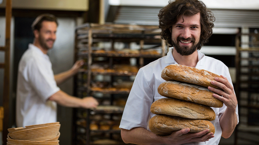 Bäcker in der Backstube (Symbolbild). ©peoplecreations auf Freepik.